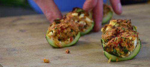 Gevulde courgette met Mix 'n Fix - La vie est belle - (c) VLAM, Patricia De Laet
----
Sort: 6